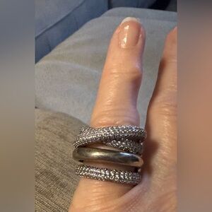 Elegant Sterling Silver Women's Winding Ring